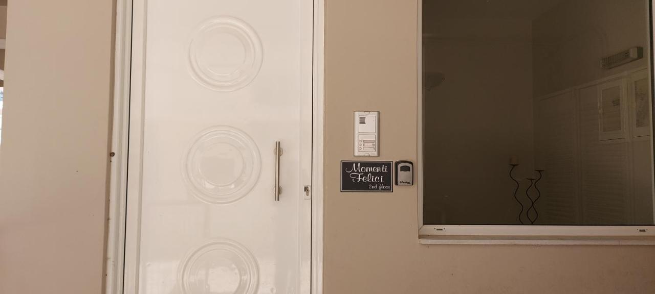 Ferienwohnung Momenti Felici Artemida  Exterior foto